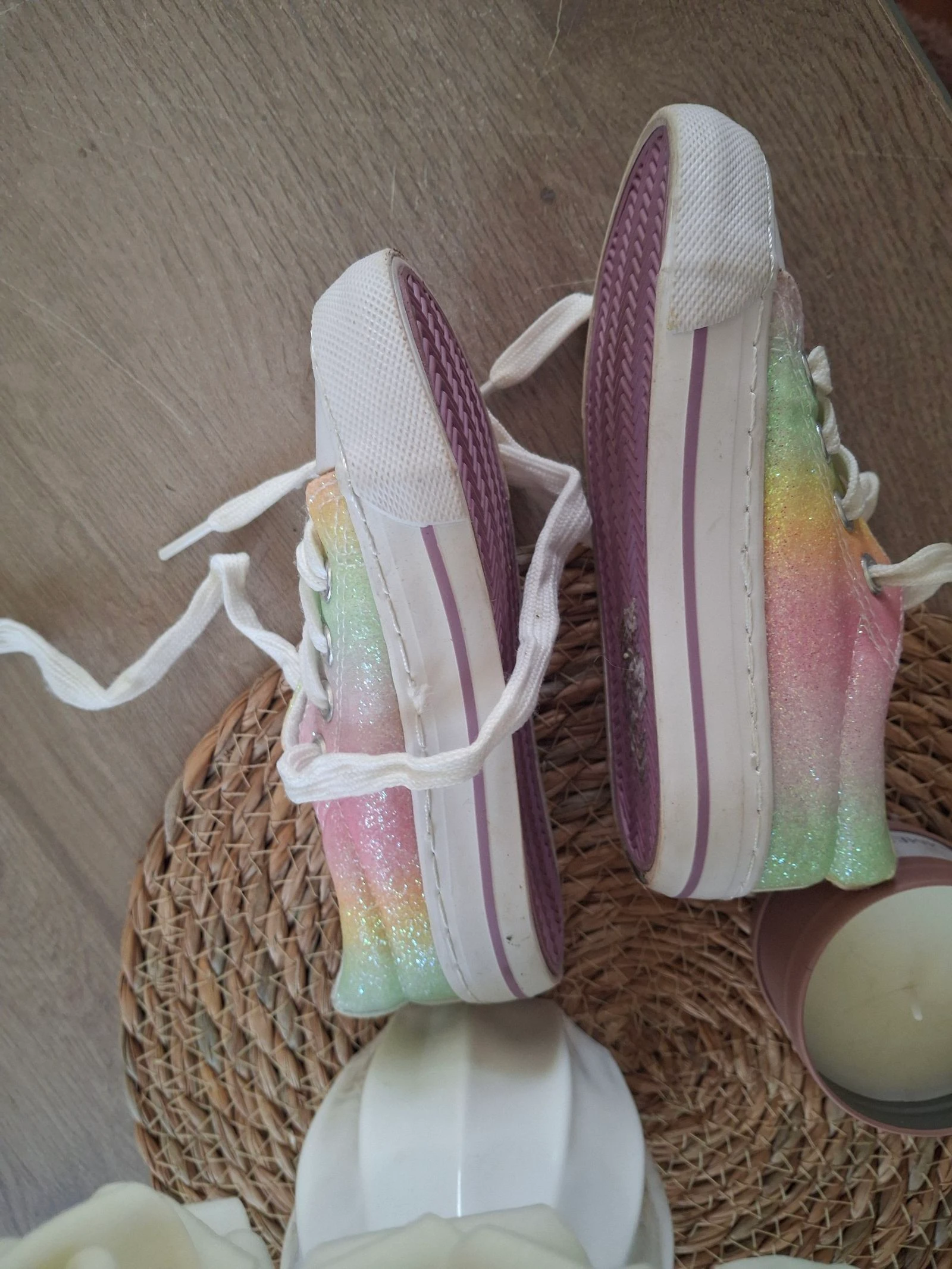 Rainbow glitter baskets creeks size 25 – photo 4